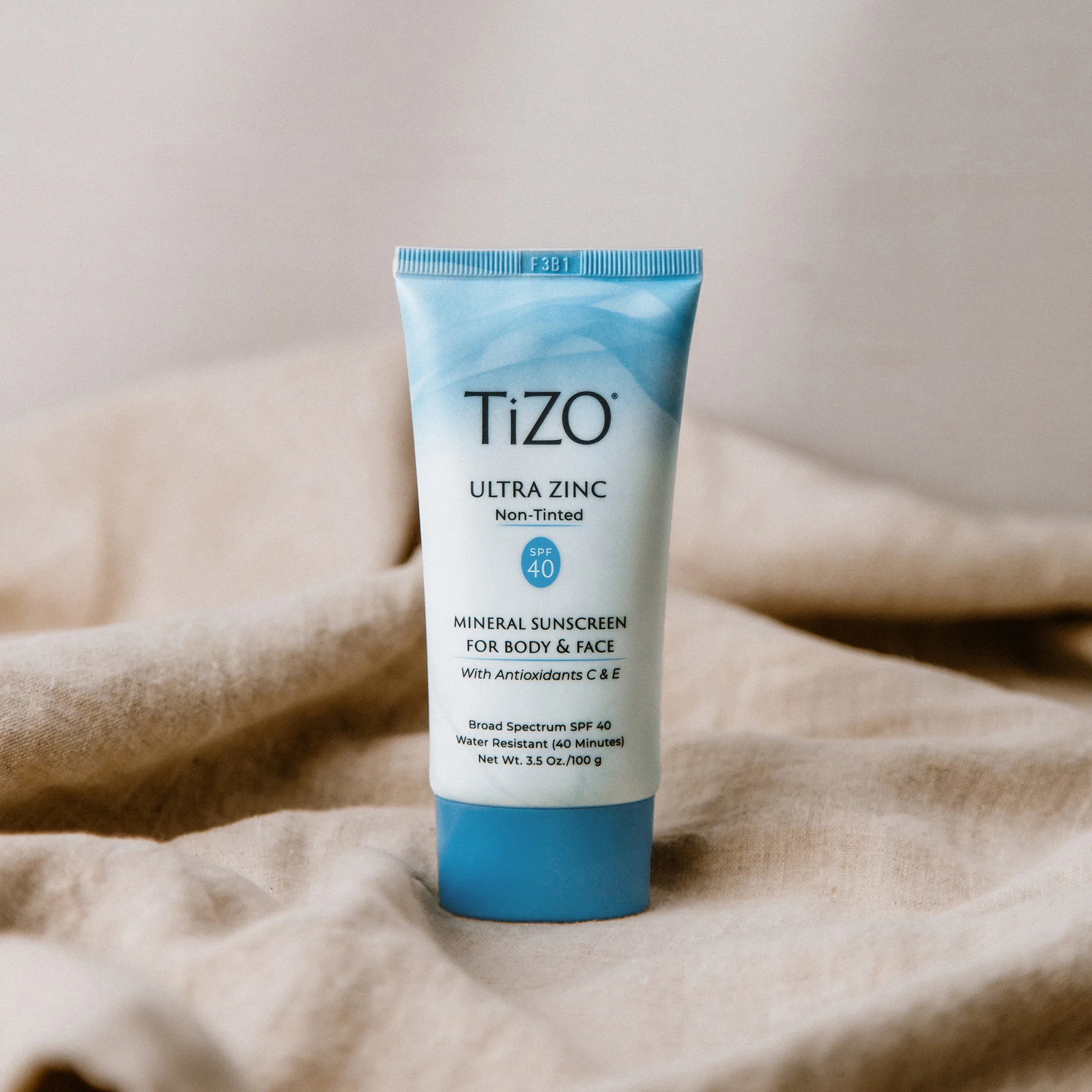 Tizo Ultra Zinc Body & Face NONE Tinted SPF40